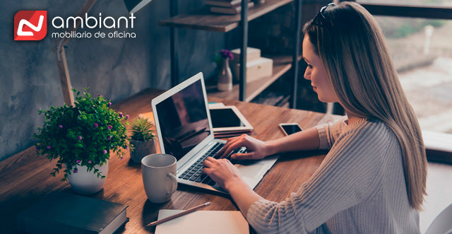 6 cosas que deberías tener siempre en tu escritorio