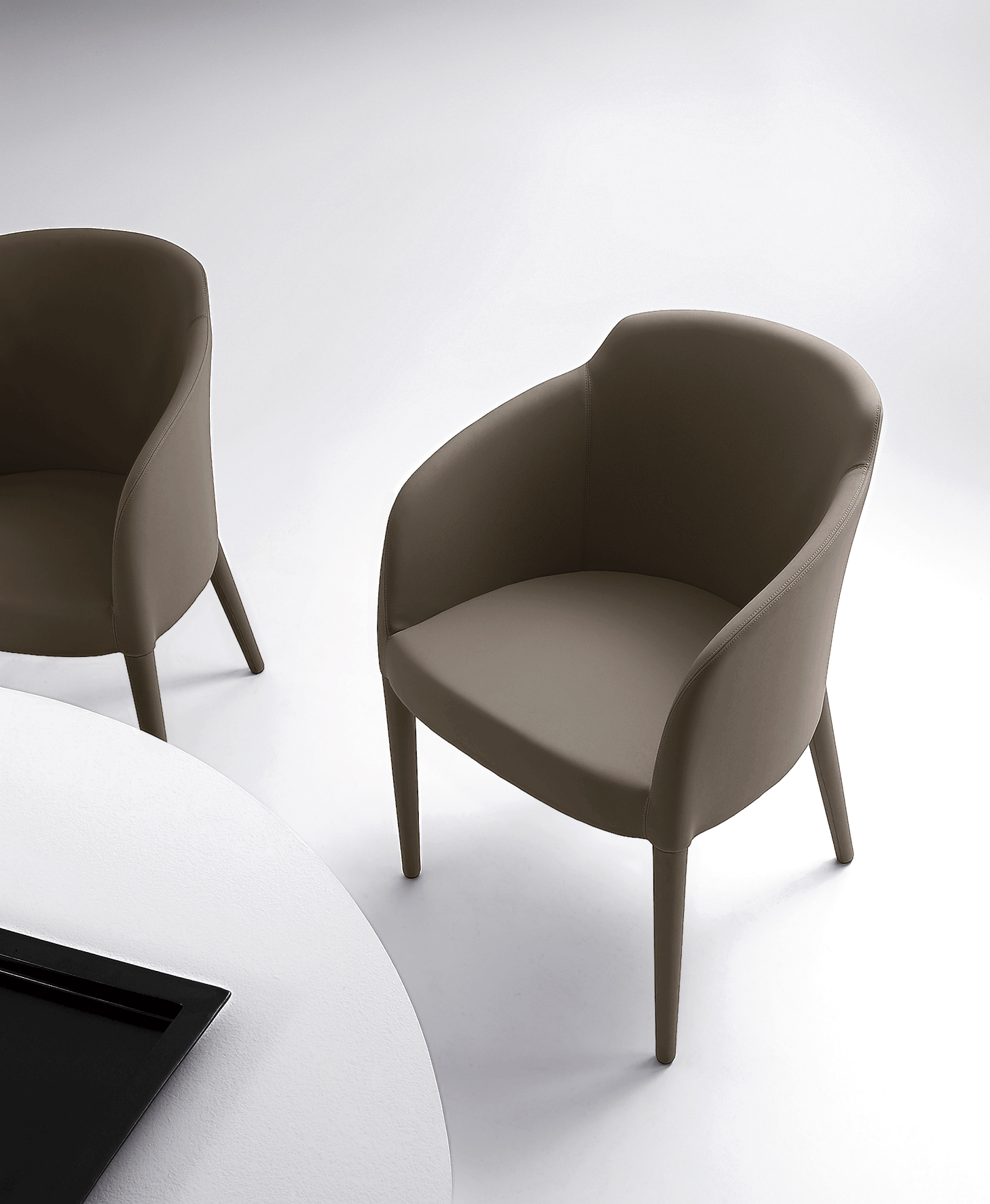 Sillón Brigida Labenze con Base de Madera