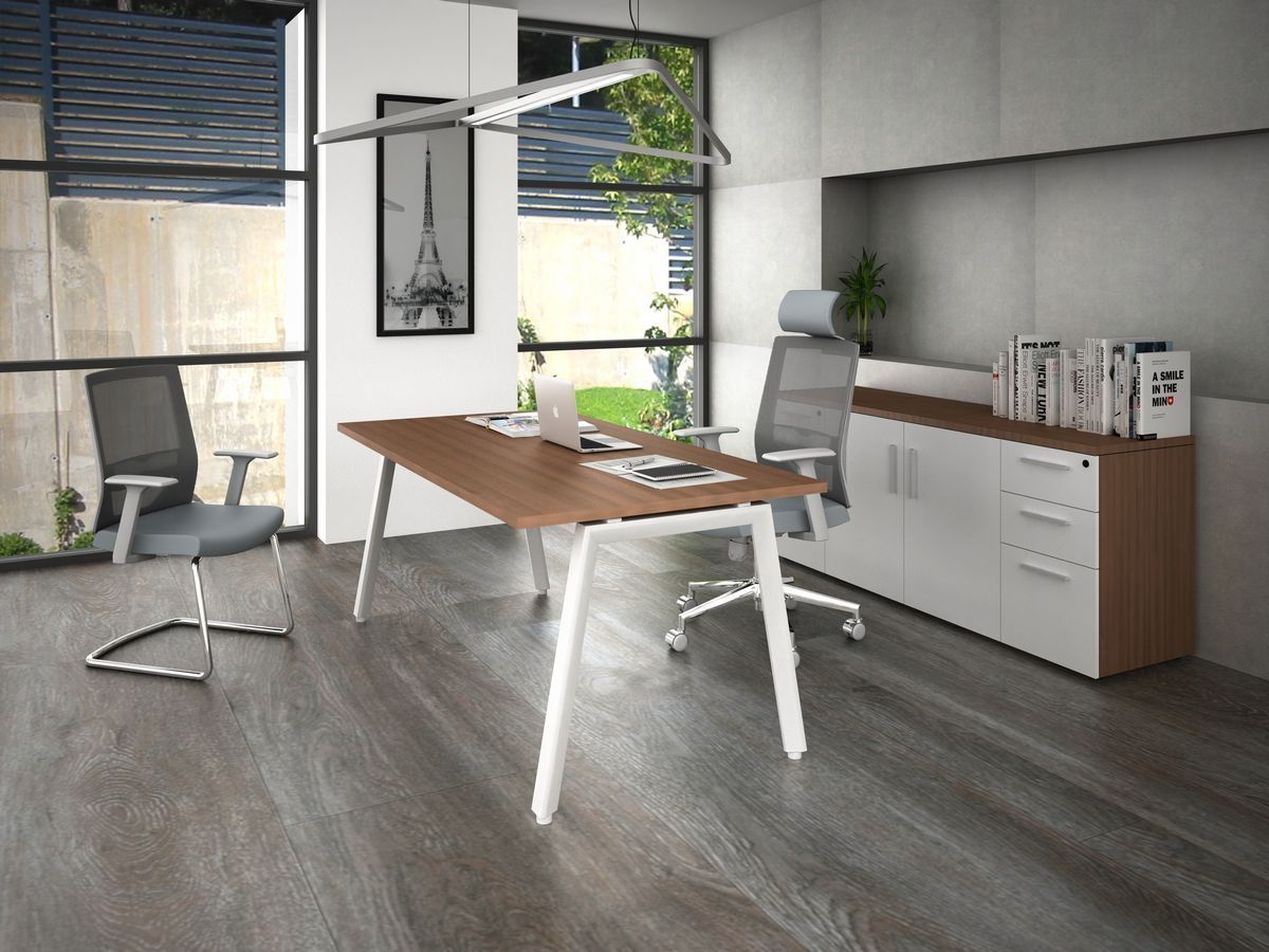 Escritorio operativo techno